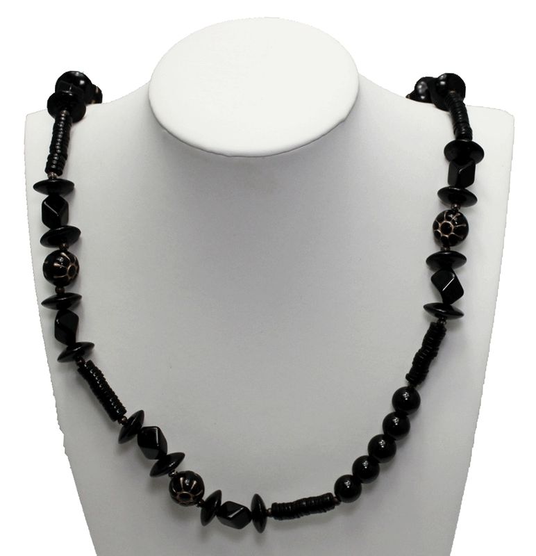 Vintage Black & Gold Beaded Necklace Vintage Black & Gold Beaded Necklace
