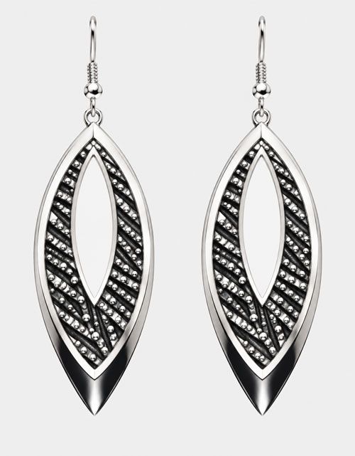 Black & Silver Metallic Leaf Earrings Black & Silver Metallic Leaf Earrings