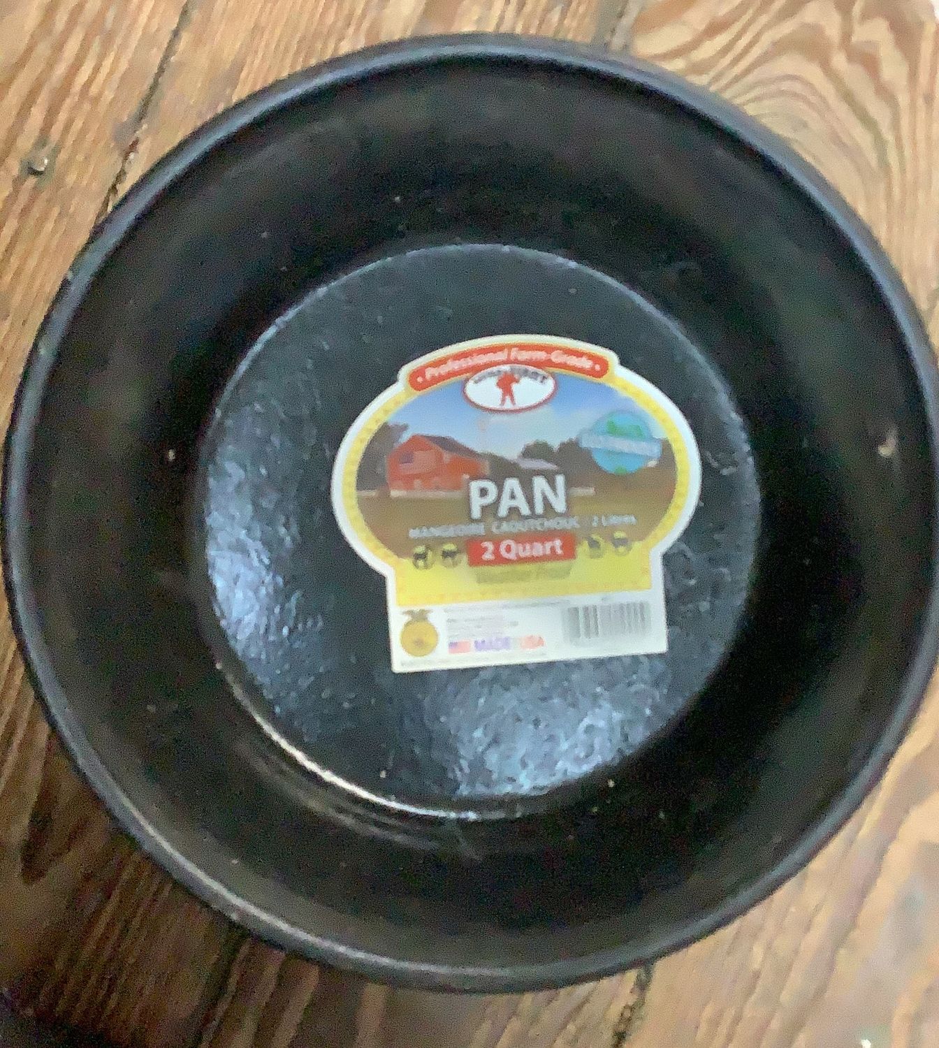 Little Giant 2qt Rubber Feed bowl