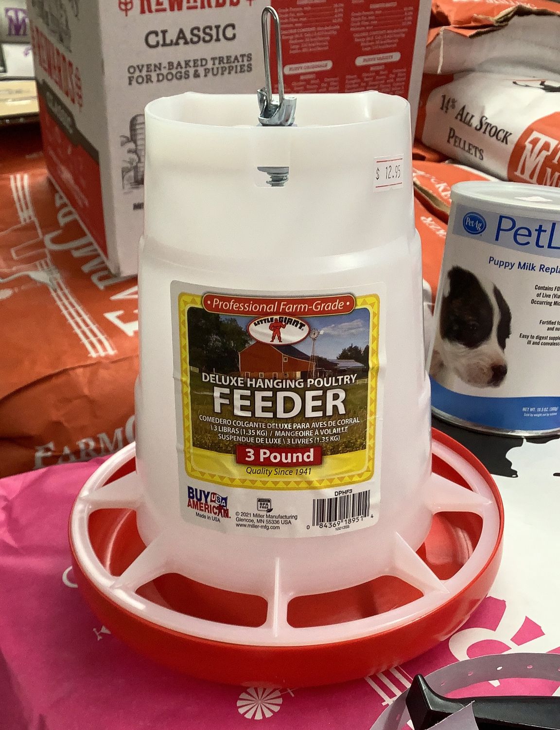 Plastic Hanging Feeder (3lb)