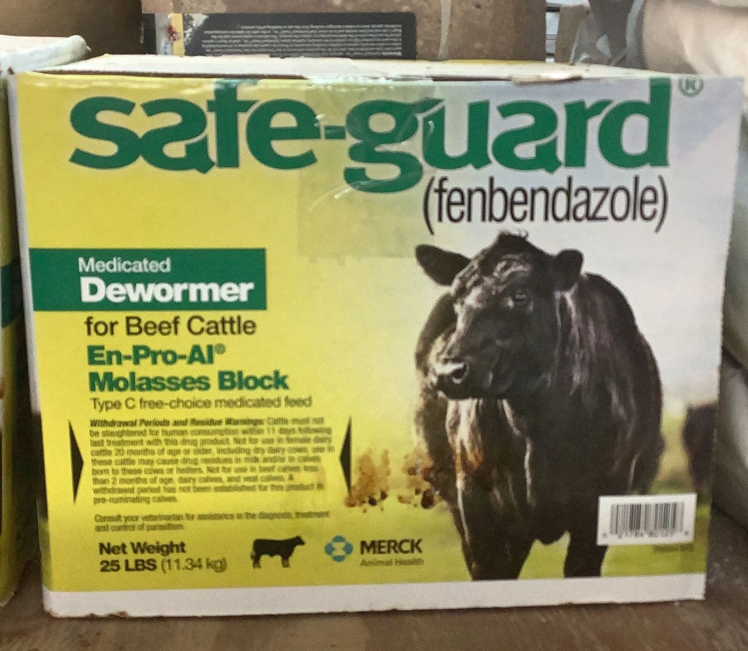 Safe-guard Medicated Dewormer Block (25lb)