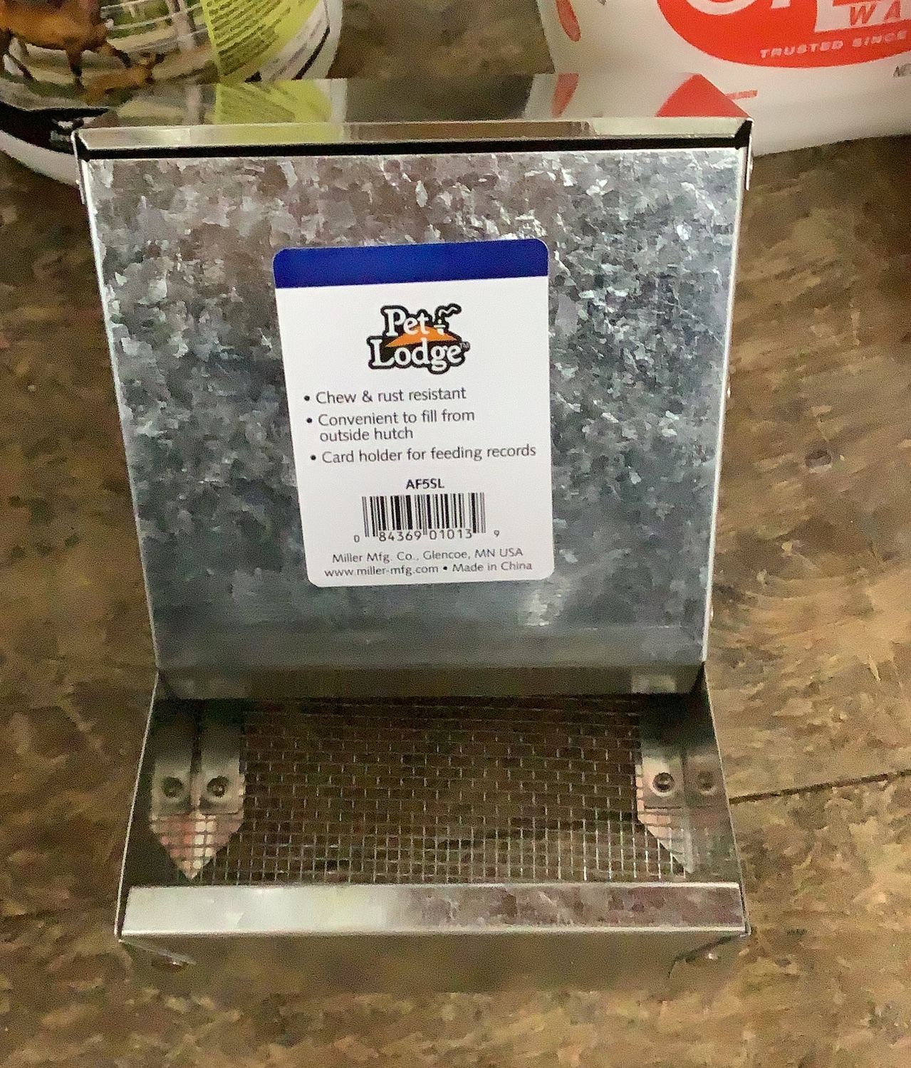 Metal Animal Feeder w/ Sifter+ Lid 5” (AF5SL)