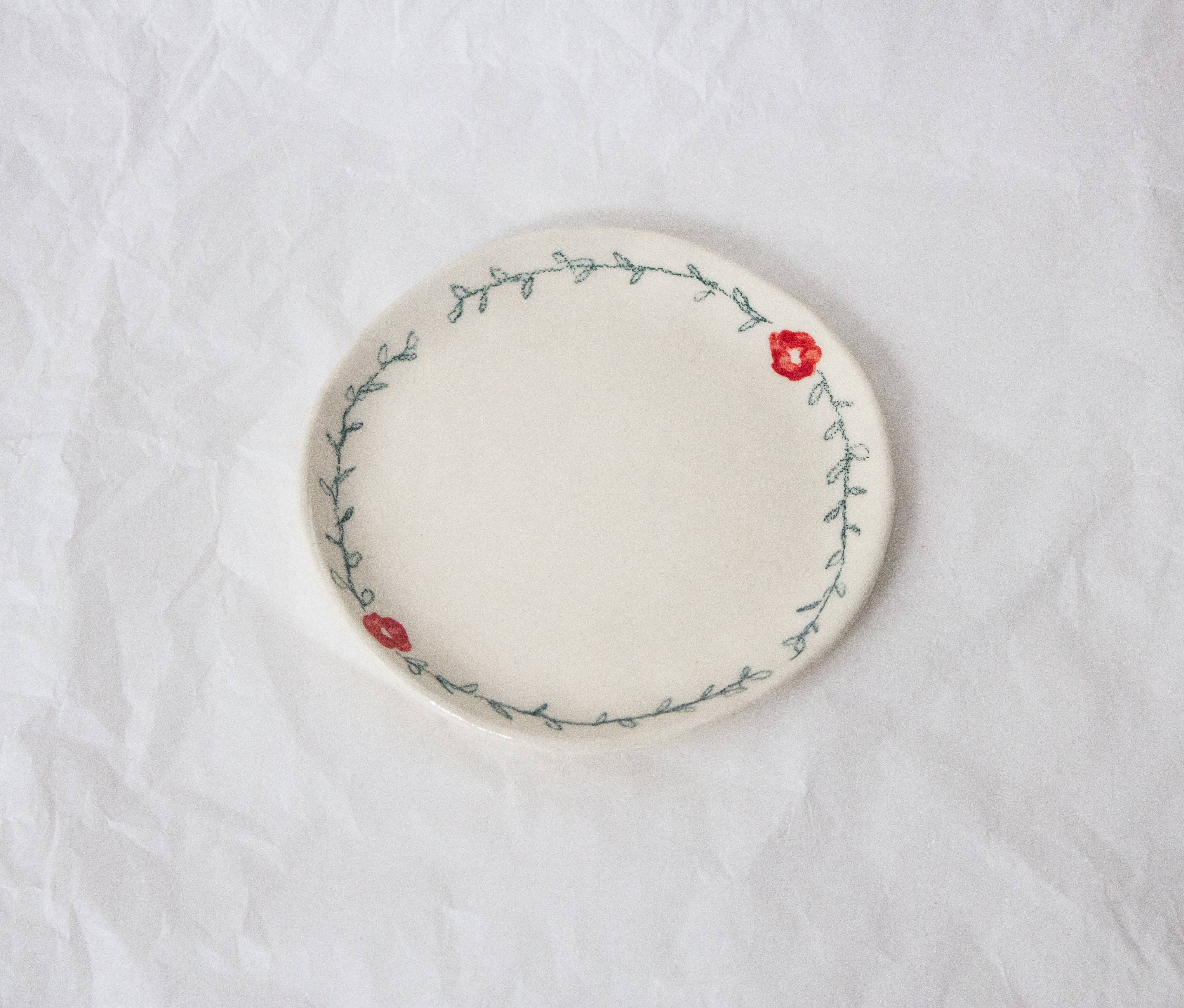Red Ivy Catchall Plate