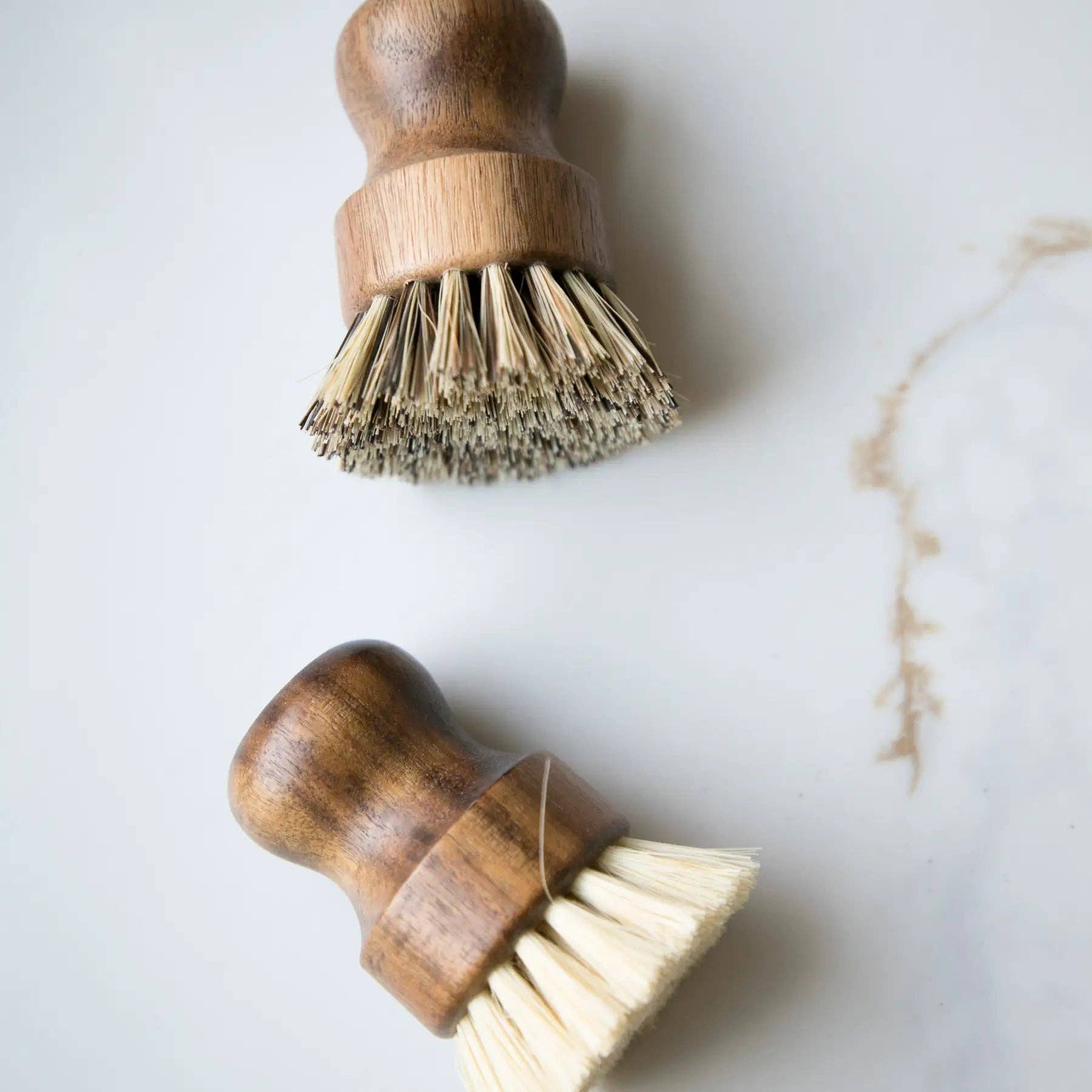 Fodory - Vintage Farmhouse Wooden Brush