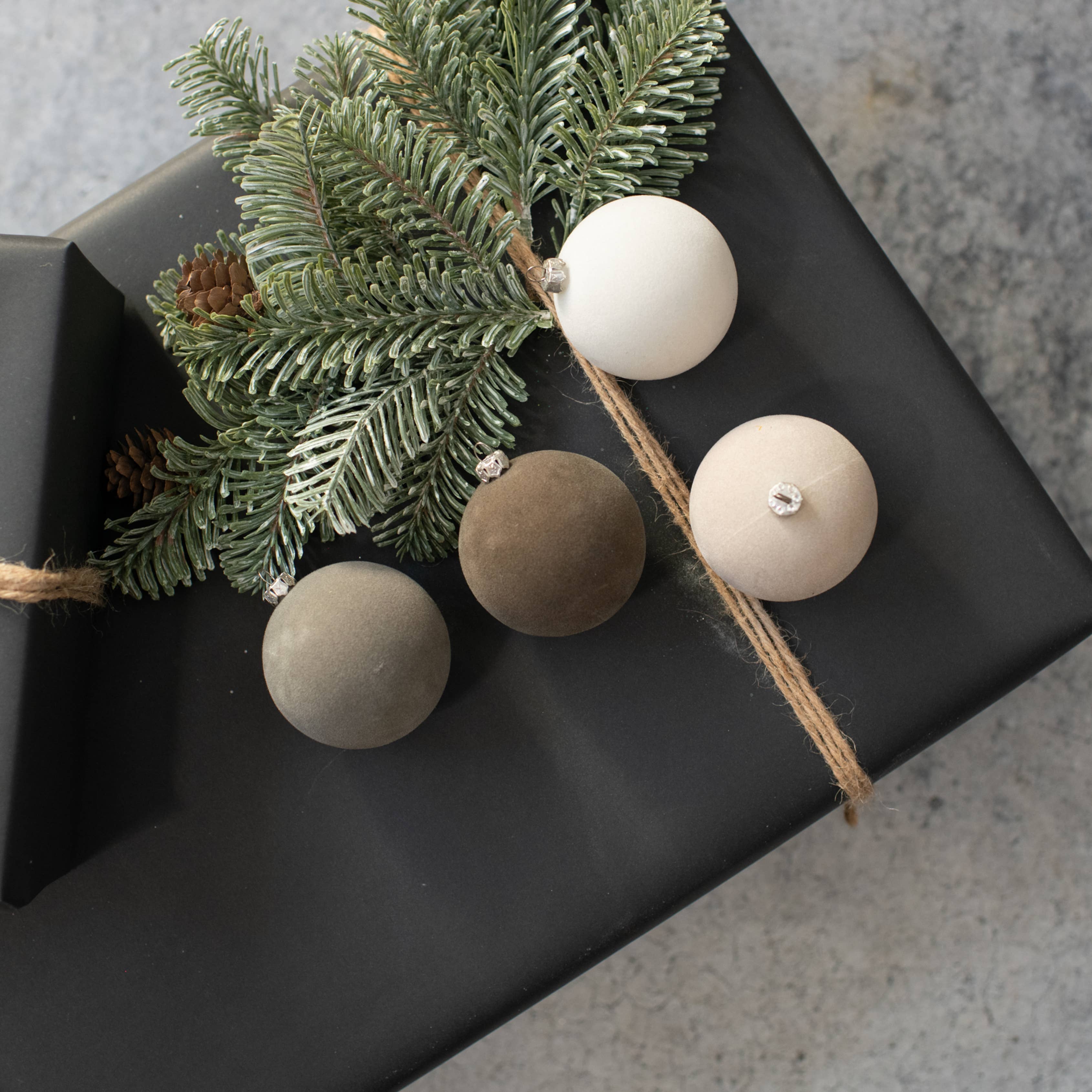 Ragon House - SET/ 4 - 2.5" GREY FLOCKED BALLS