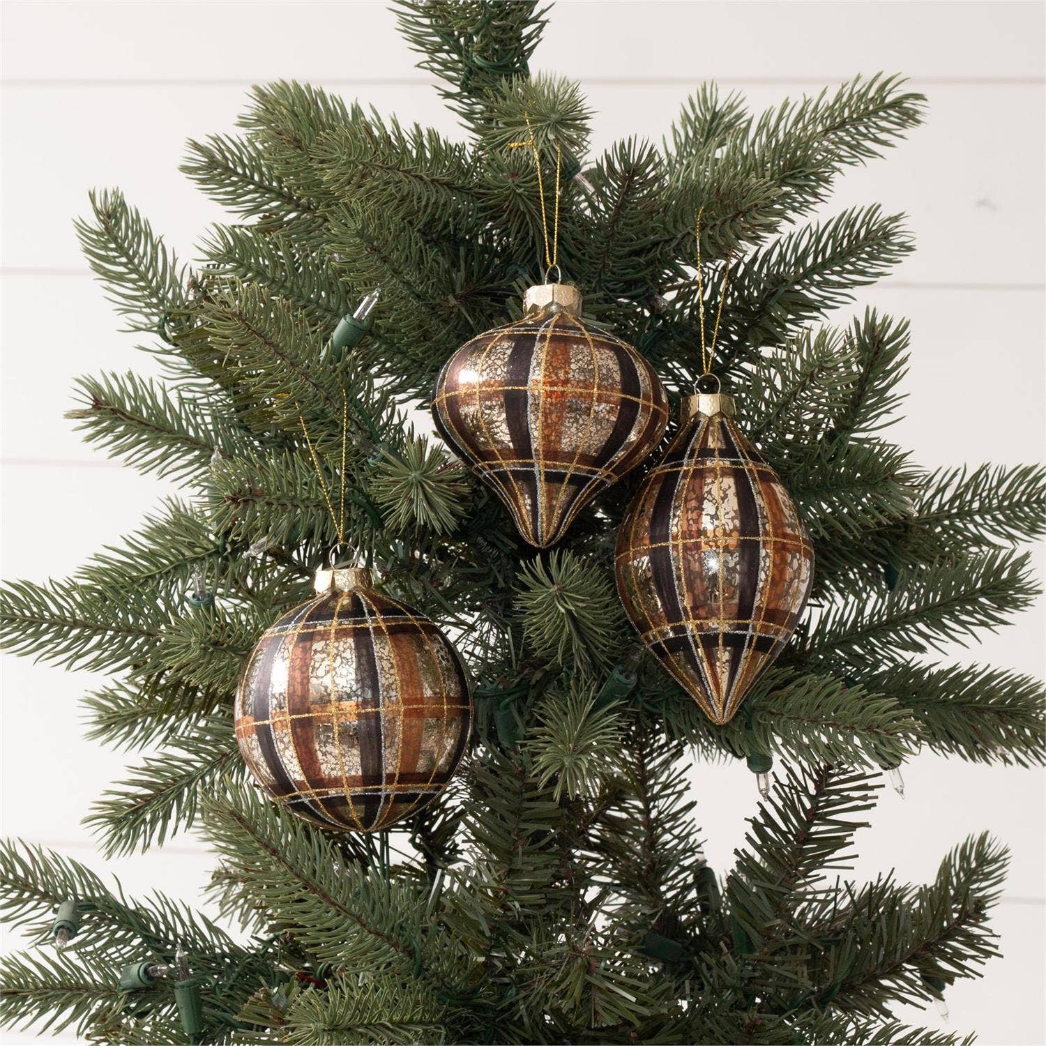 Plaid ornament