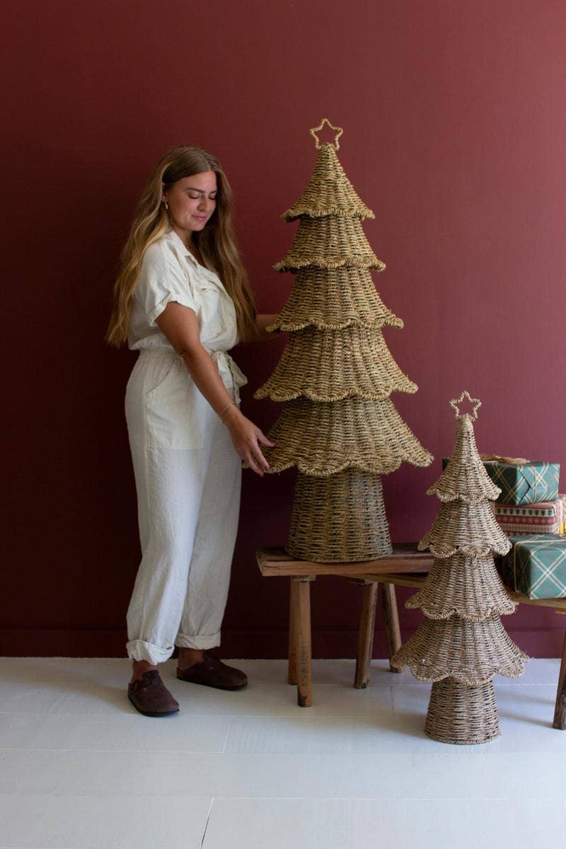 WOVEN VINE CHRISTMAS TREE