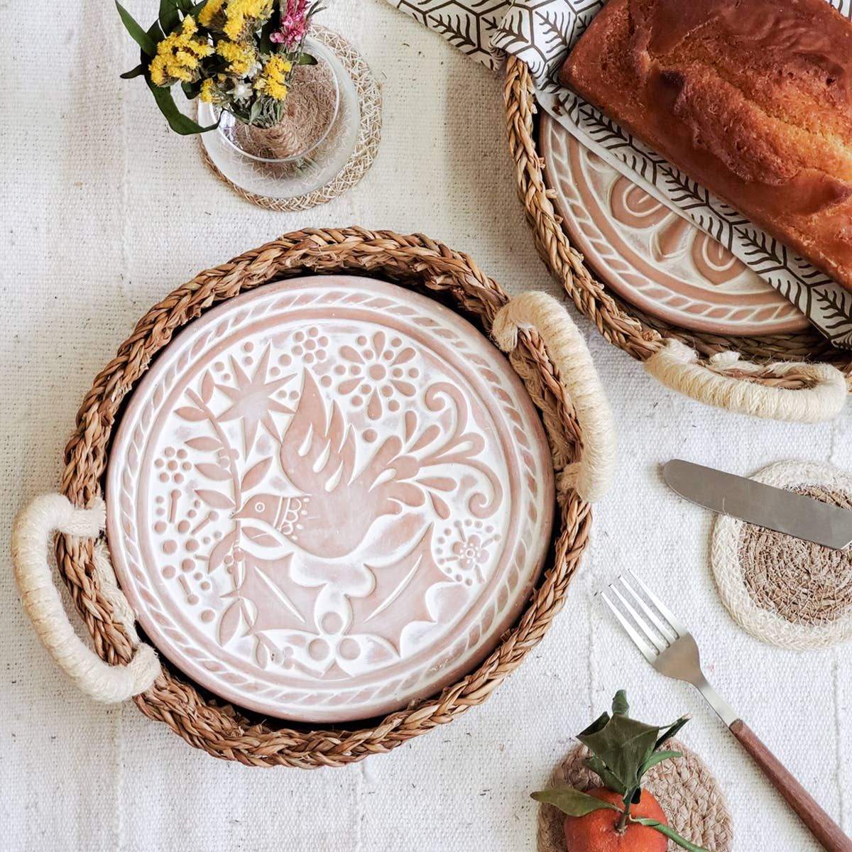 Handmade Bread Warmer &amp; Wicker Basket - Bird Round