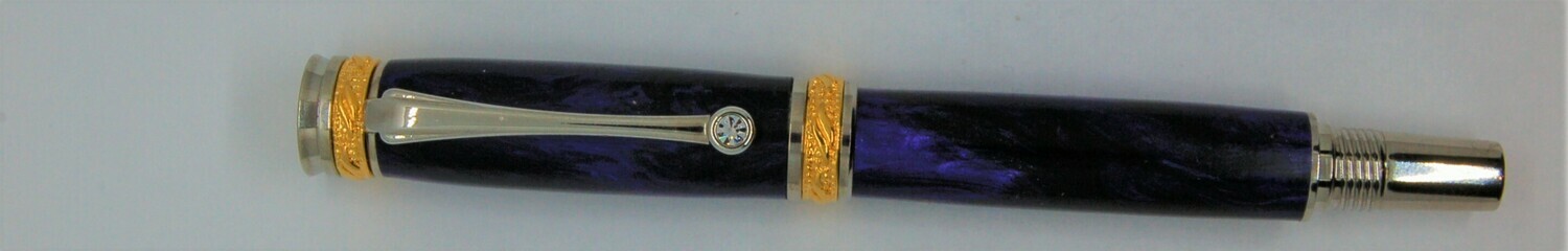Majestic Jr Fountain Pen - Barrel purple and black resin