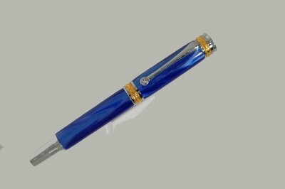 Majestic Jr Fountain Pen - Royal Blue resin