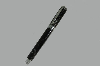 Gilbert Fountain Pen - Black Pearl