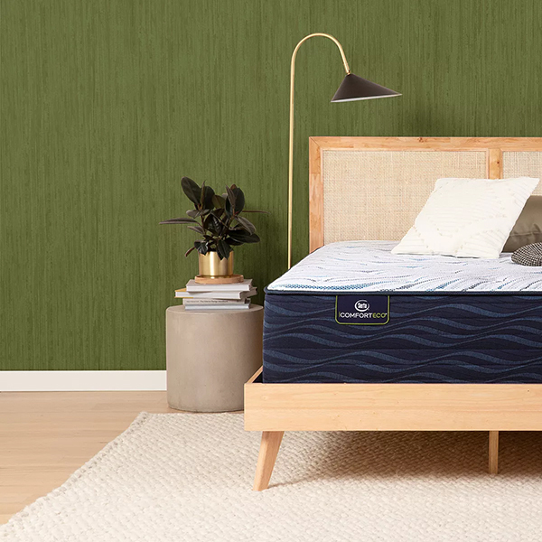 Serta iComfortECO Q30LTX 15.75" Hybrid Plush Mattress Serta iComfortECO Q30LTX 15.75" Hybrid Plush Mattress