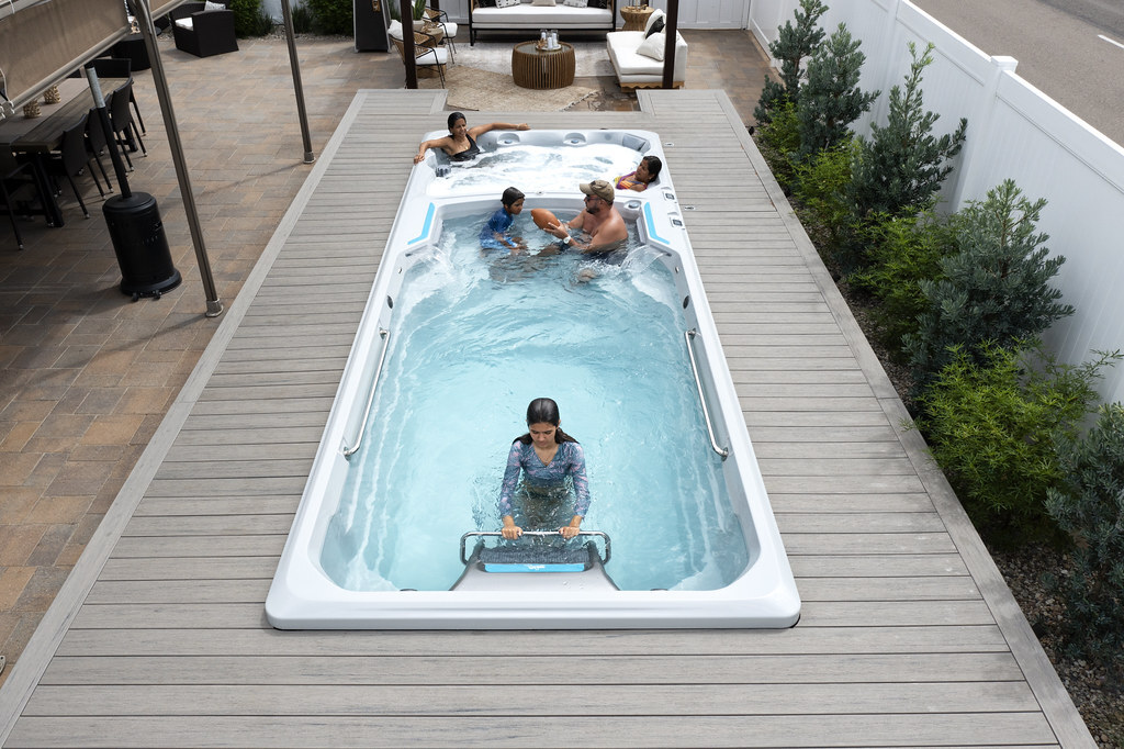 X2000 SwimCross Exercise System Swim Spas