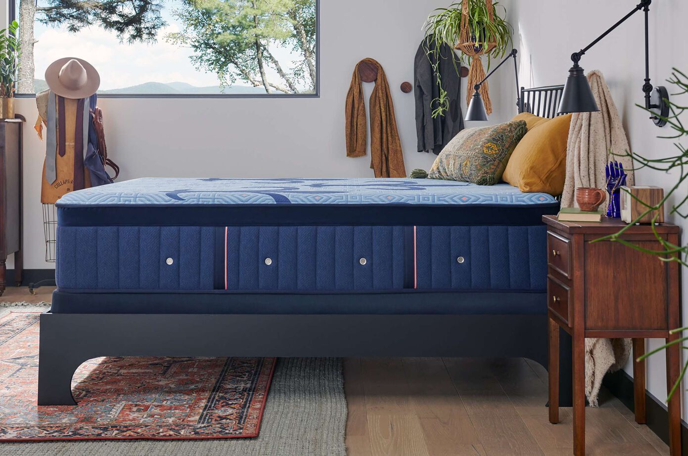 Stearns & Foster Lux Hybrid 14.5" Soft Mattress Stearns & Foster Lux Hybrid 14.5" Soft Mattress
