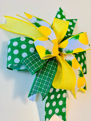 Pineapple Bow