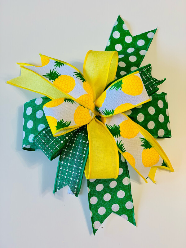 Pineapple Bow
