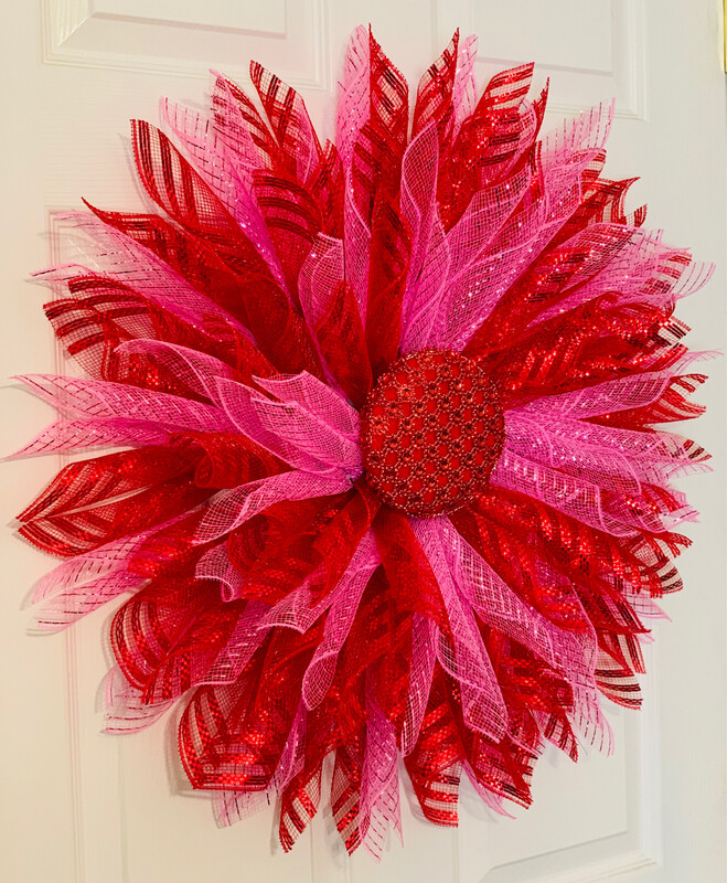 Red &amp; Pink Flower Wreath