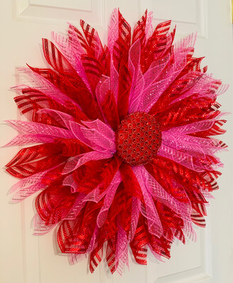 Red &amp; Pink Flower Wreath