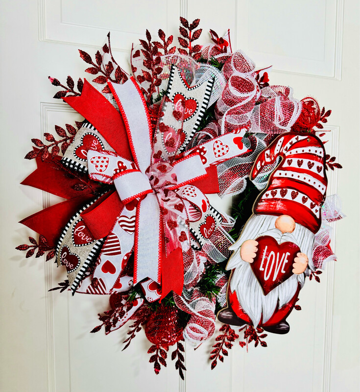 Gnome Love Glittery Hearts Wreath