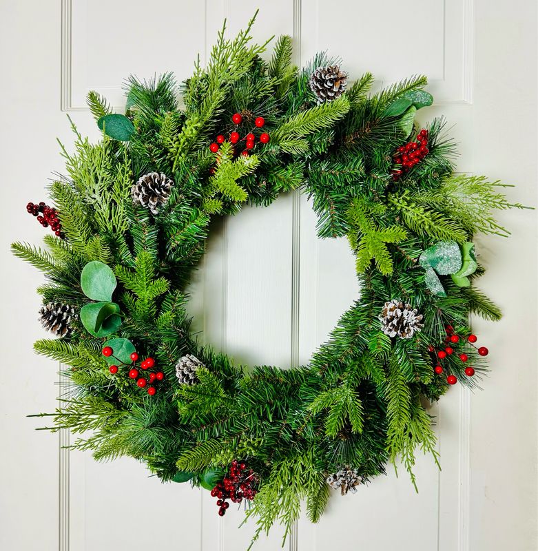 Christmas Evergreen Berries &amp; Pine Wreath