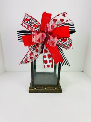 Valentine Dashed Heart Bow