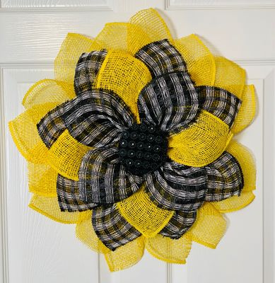 Yellow &amp; Black Check Sunflower Wreath
