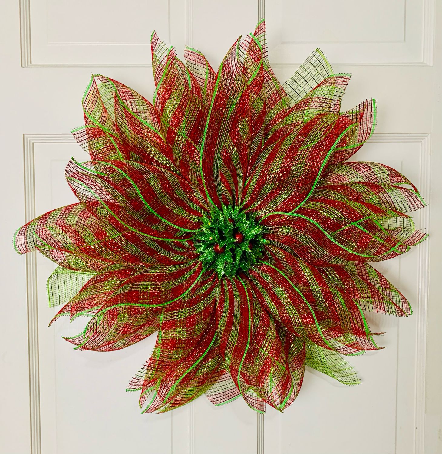 Christmas Poinsettia Wreath