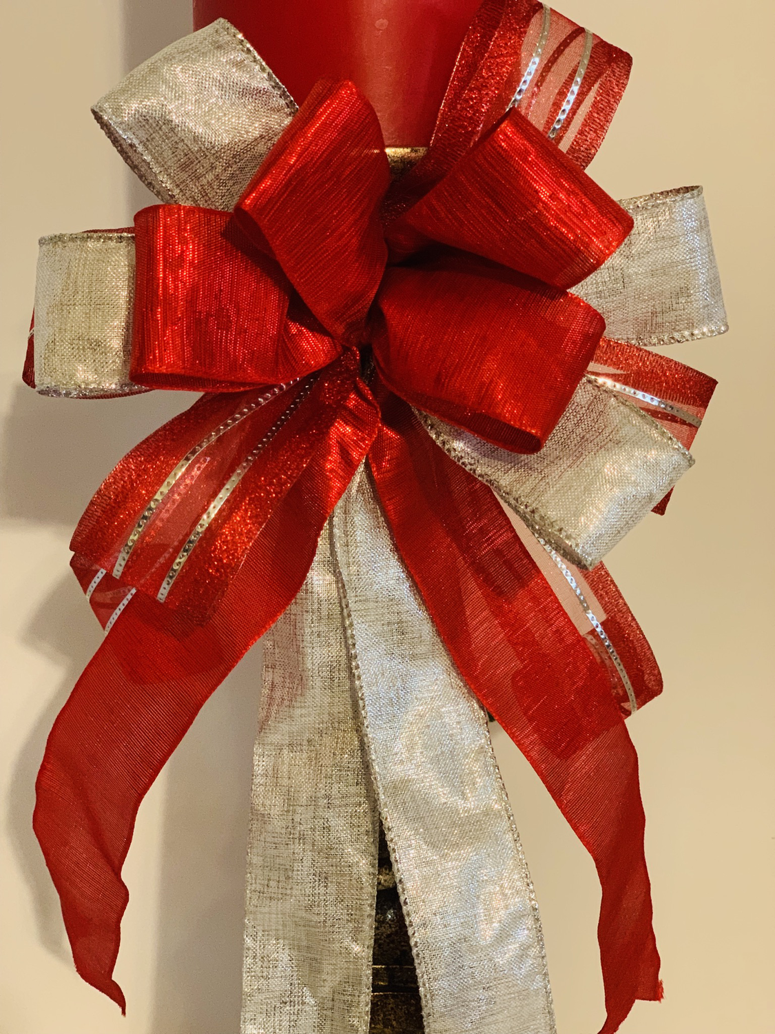 Red Silver Wreath Bow