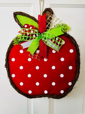 Apple Door Hanger with Handmade Bow