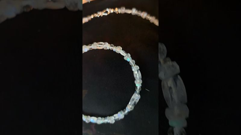 Månesten og Opaler