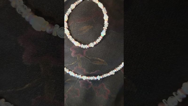Ferskvannsperler, Opal, Topas, Kvarts, og Månesten