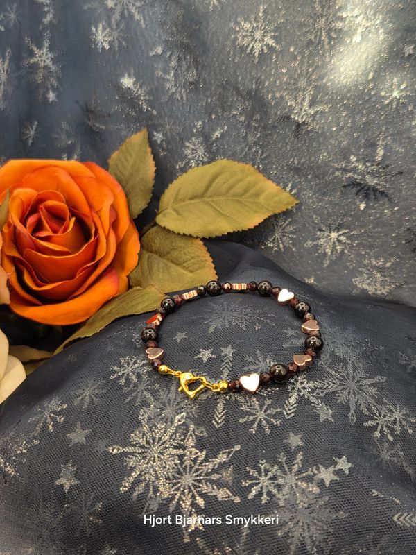 Granat &amp; rosegullhjerter