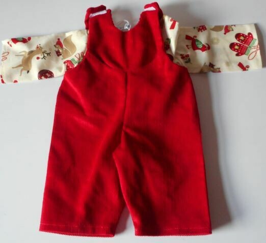 Dungaree Set - Red with x-mas print top/shirt in 3 sizes Dungaree Set - Red with x-mas print top/shirt in 3 sizes
