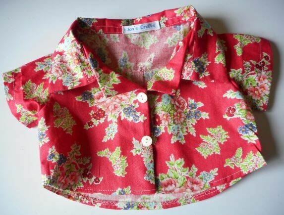 Short sleeved shirt for bears - red floral print Short sleeved shirt for bears - red floral print