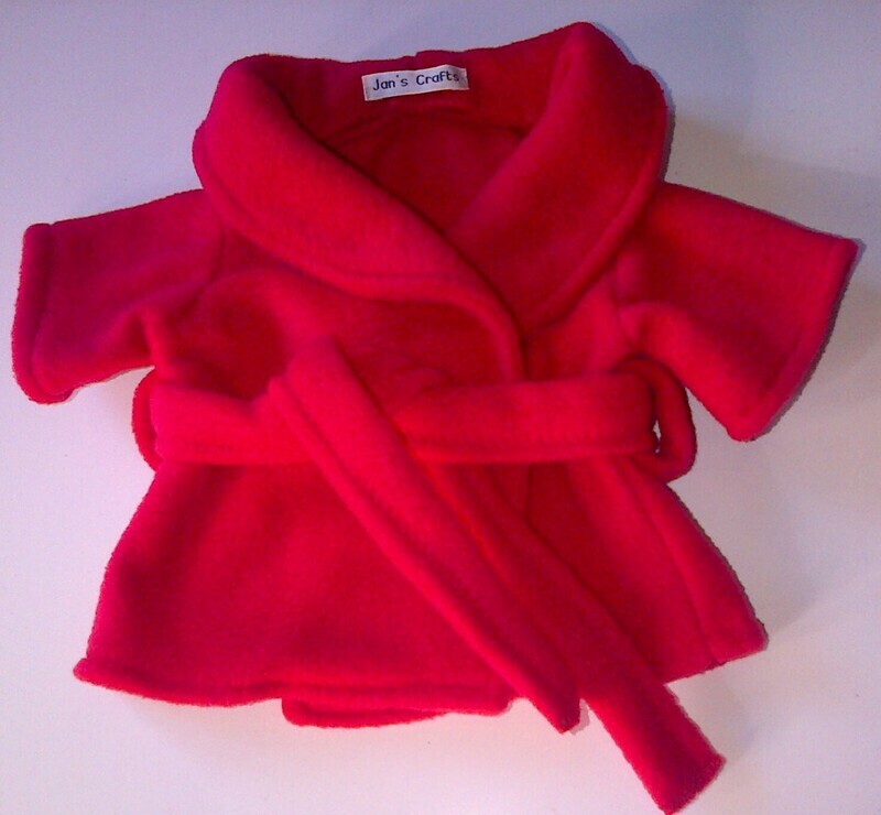 Dressing gown for bears: red fleece