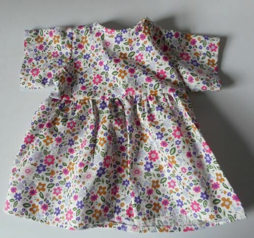 Dress with short sleeves in floral print-doll Dress with short sleeves in floral print-doll