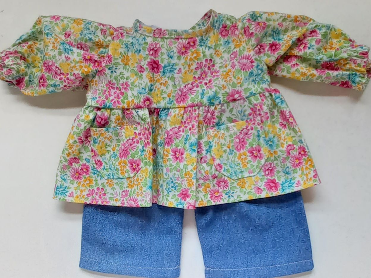 Outfit: Floral top with denim jeans for 36cm doll Outfit: Floral top with denim jeans for 36cm doll