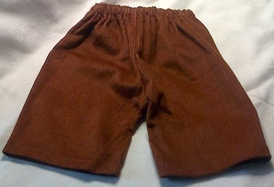 Trousers with back pockets - tan corduroy