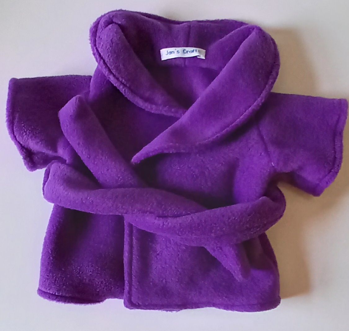 Dressing gown for bears: dark purple fleece