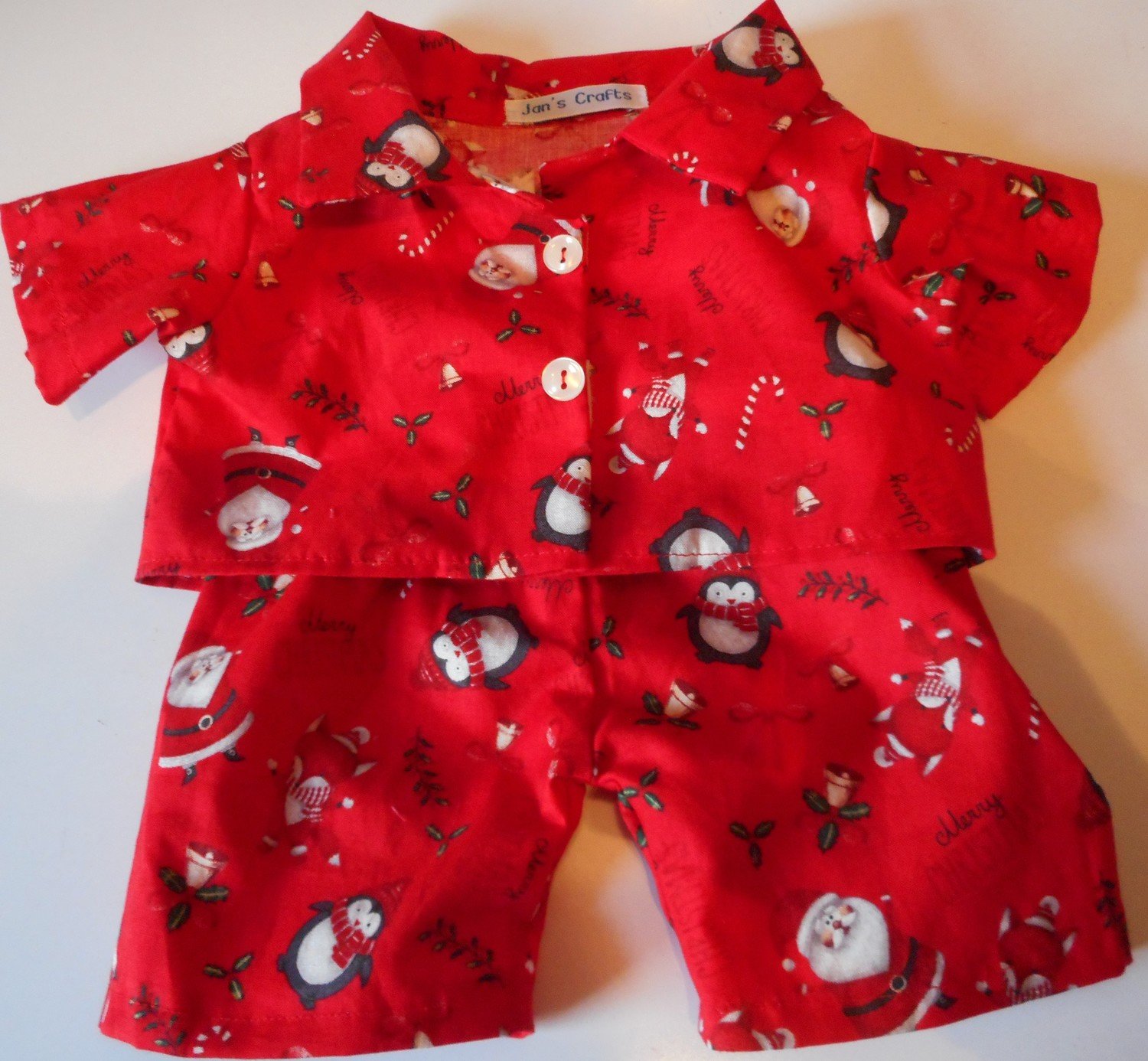 Pyjamas with collar - Christmas print, cotton. Pyjamas with collar - Christmas print, cotton.