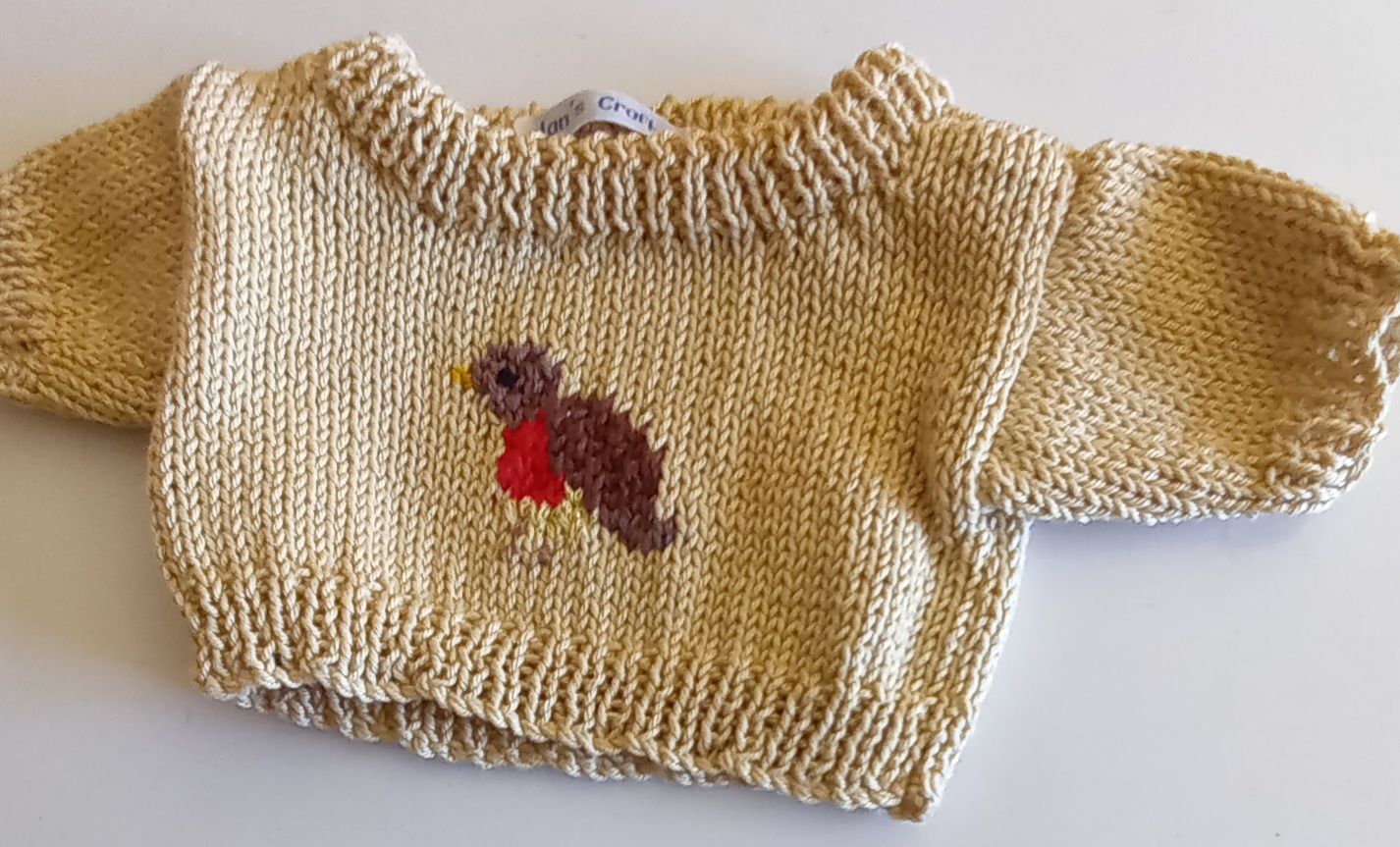 Jumper, wonky robin front detail - bear 36cm/ 14 inches high