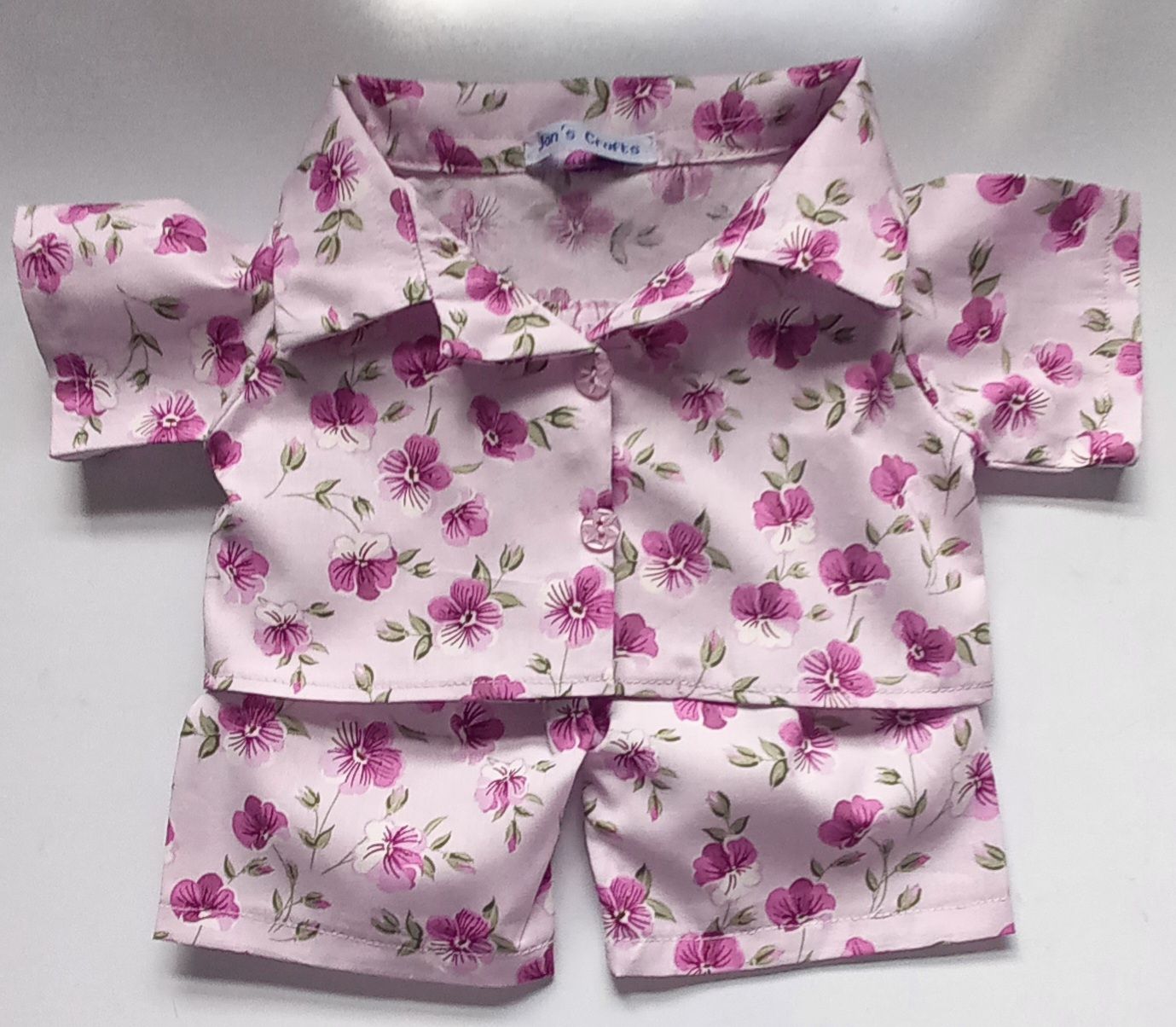 Pyjamas with collar - lilac floral print.
