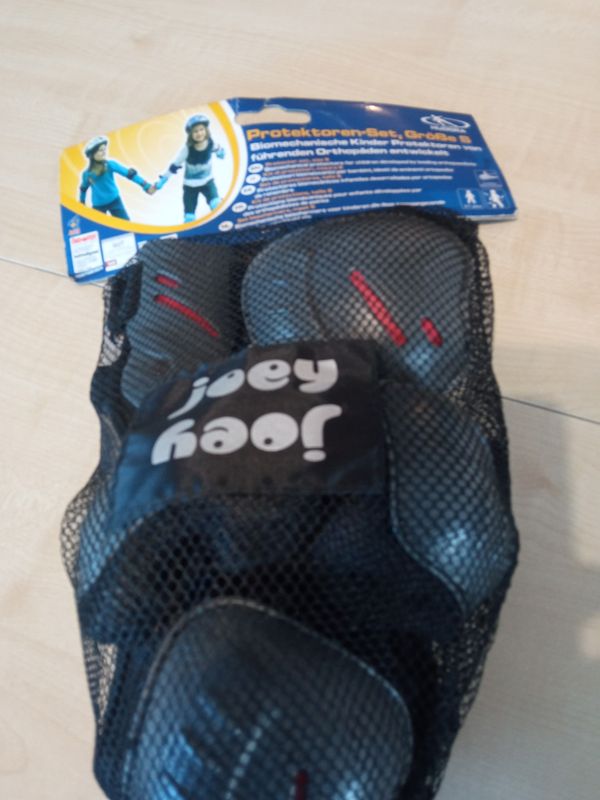 Set pèrotezioni 7/8 anni Hudora