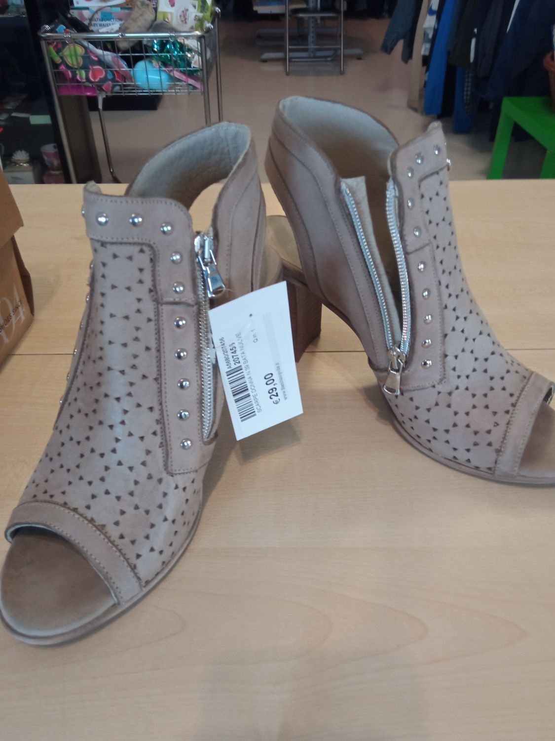 Scarpe donna n.39 Bata nuove