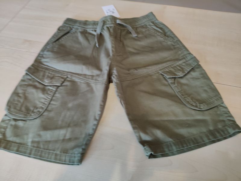 Pantaloncini bimbo 10/11 anni Terranova