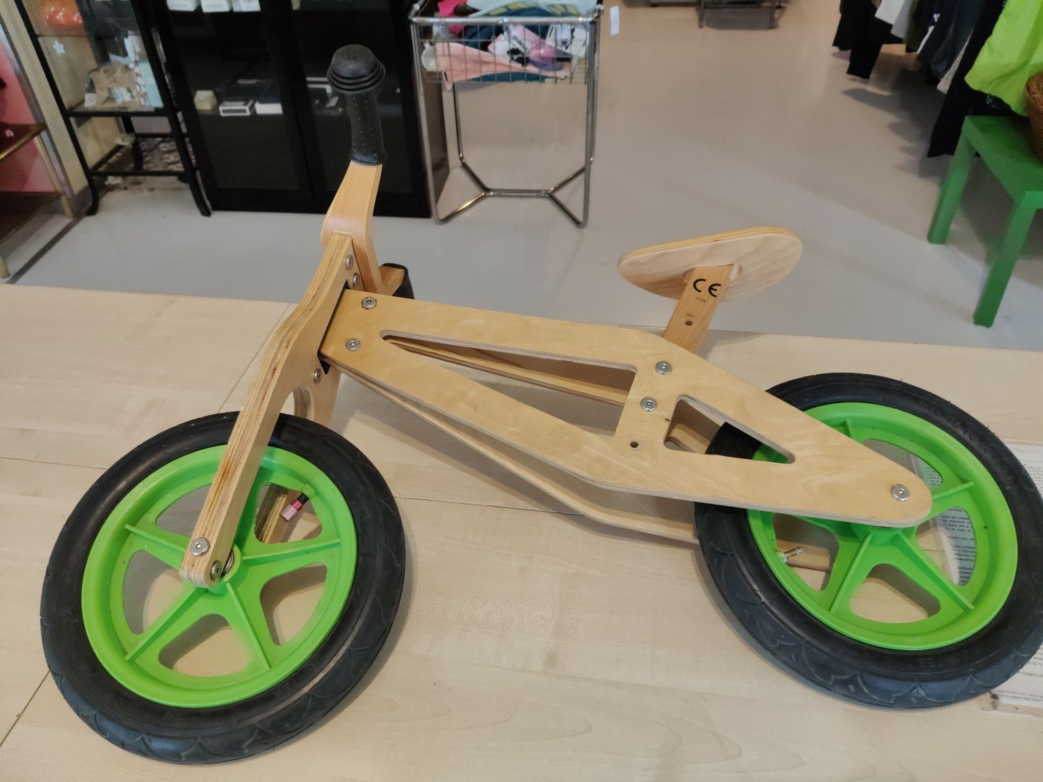 Bici senza pedali in legno