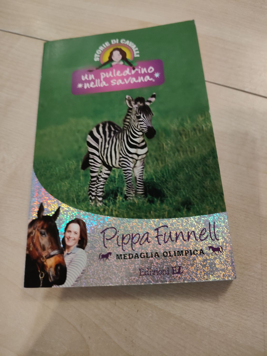 Un puledrino nella savana