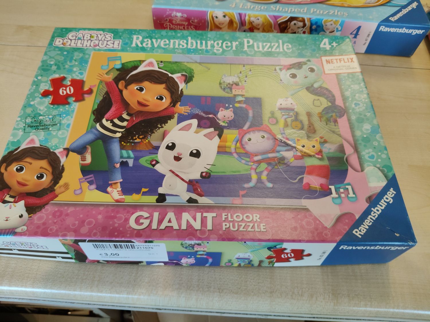 Puzzle Gabby&#39;s dollhouse