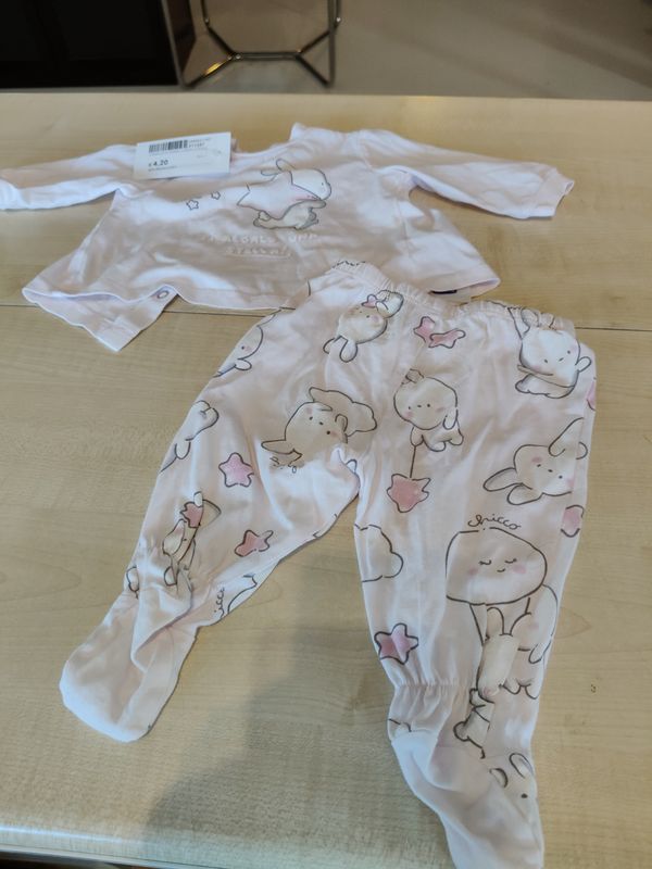 Completo bimba 3 mesi Chicco