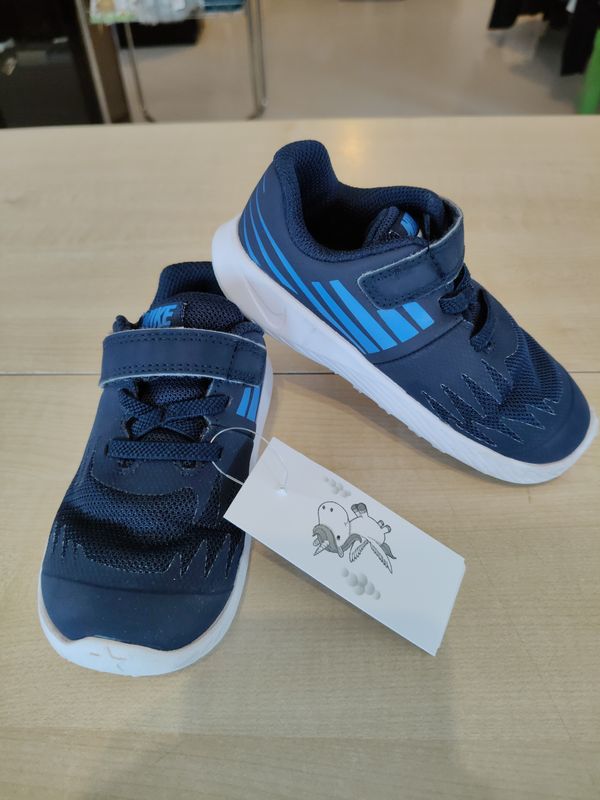 Scarpe bimbo n 25 Nike